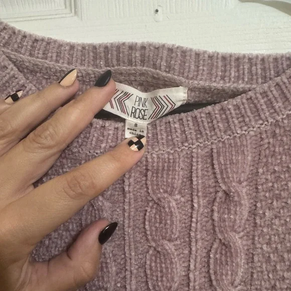 Soft & Warm Pink Rose Lilac Cable Knit Sweater - Picture 6 of 6
